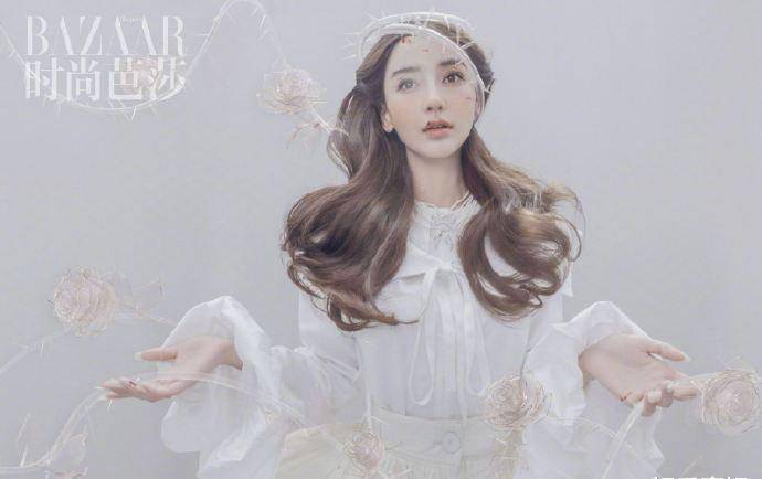 芭莎》封面头纱造型搭配伤痕妆尽显易碎感AG真人网站Angelababy《时尚(图5)